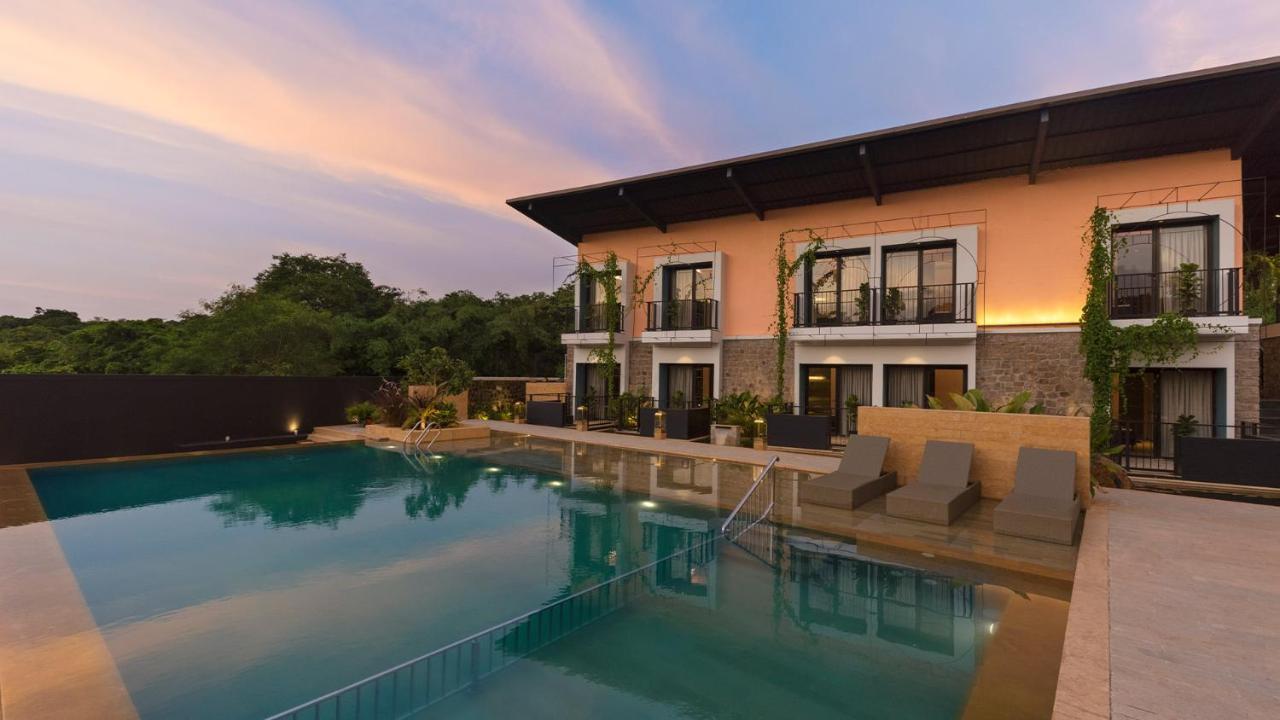 Hotel East India House Gorai Esterno foto