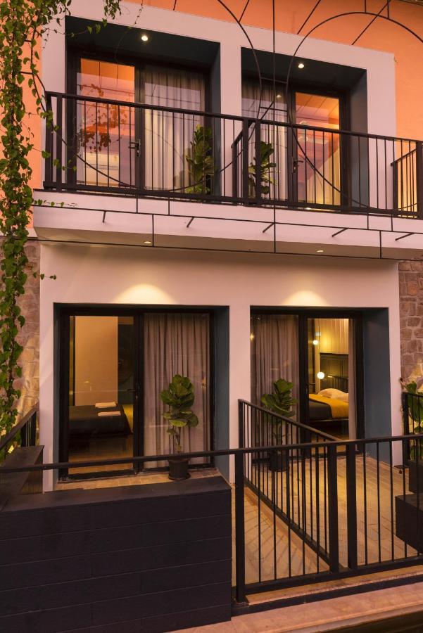 Hotel East India House Gorai Esterno foto