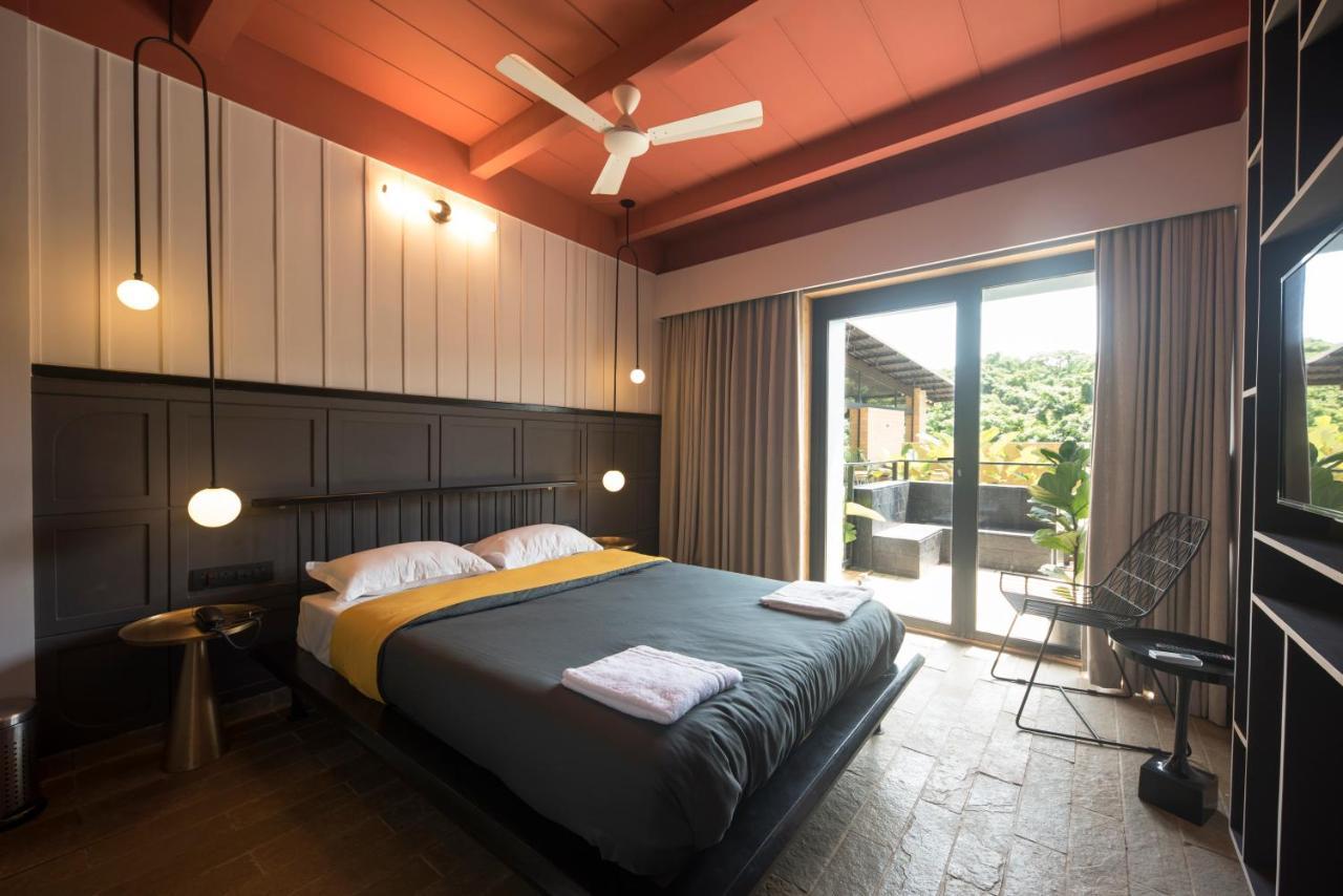 Hotel East India House Gorai Esterno foto